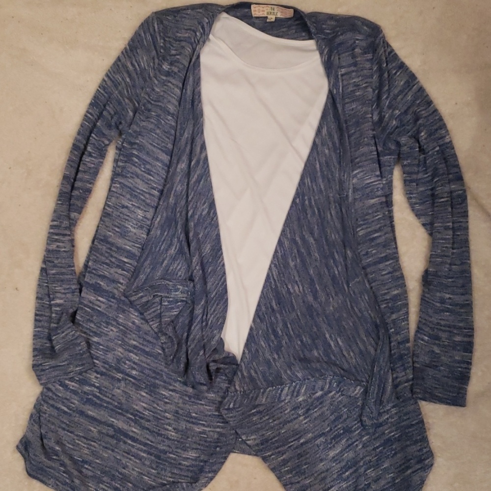 2/$12 Republic Blue/White Sweater Cardigan Medium